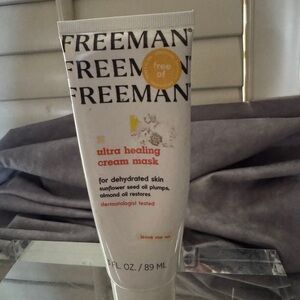 Ultra Healing Cream Mask - White